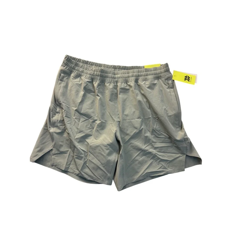 All in Motion Mens Large 7